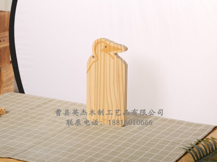 點擊查看詳細信息<br>標題：松木菜板 閱讀次數：220